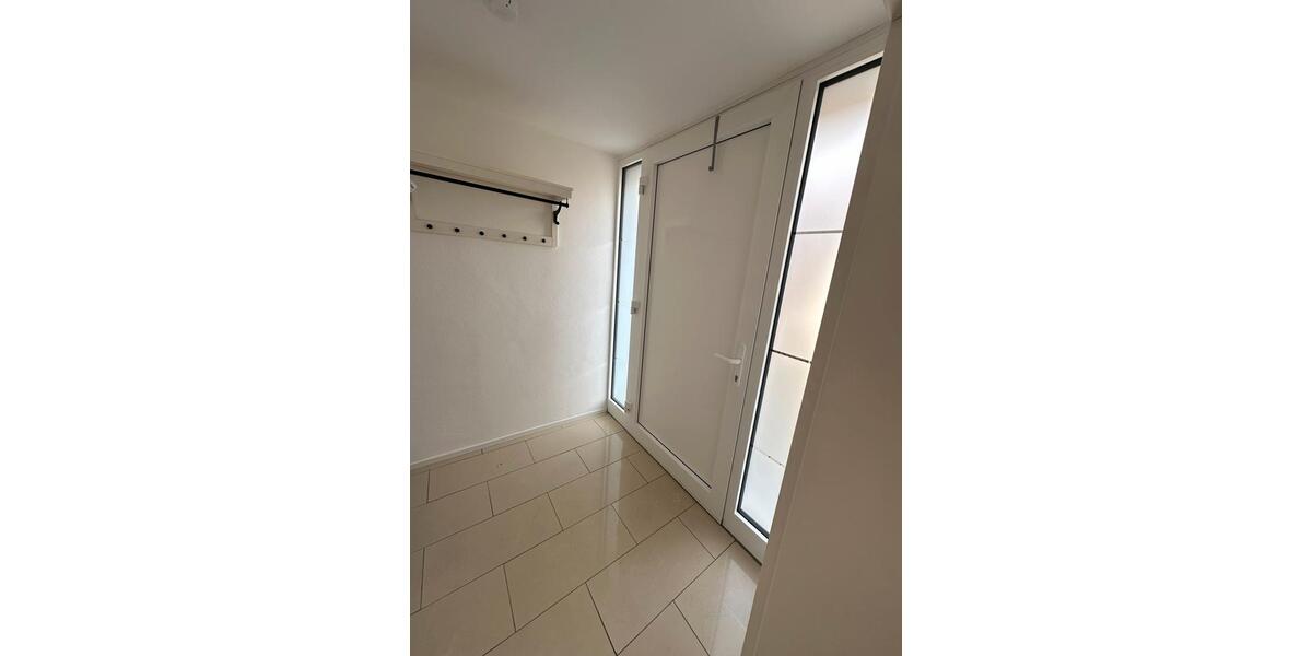 Erdgeschoßwohnung Ebsdorfergrund - 3 Zimmer, 80 m&sup2;, 750&euro; | Angebot:26649770