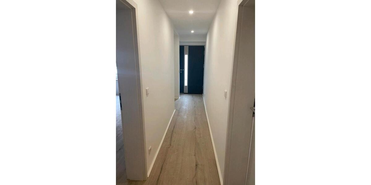 Erdgeschoßwohnung Neuhaus an der Pegnitz - 2.5 Zimmer, 85 m&sup2;, 750&euro; | Angebot:26485682