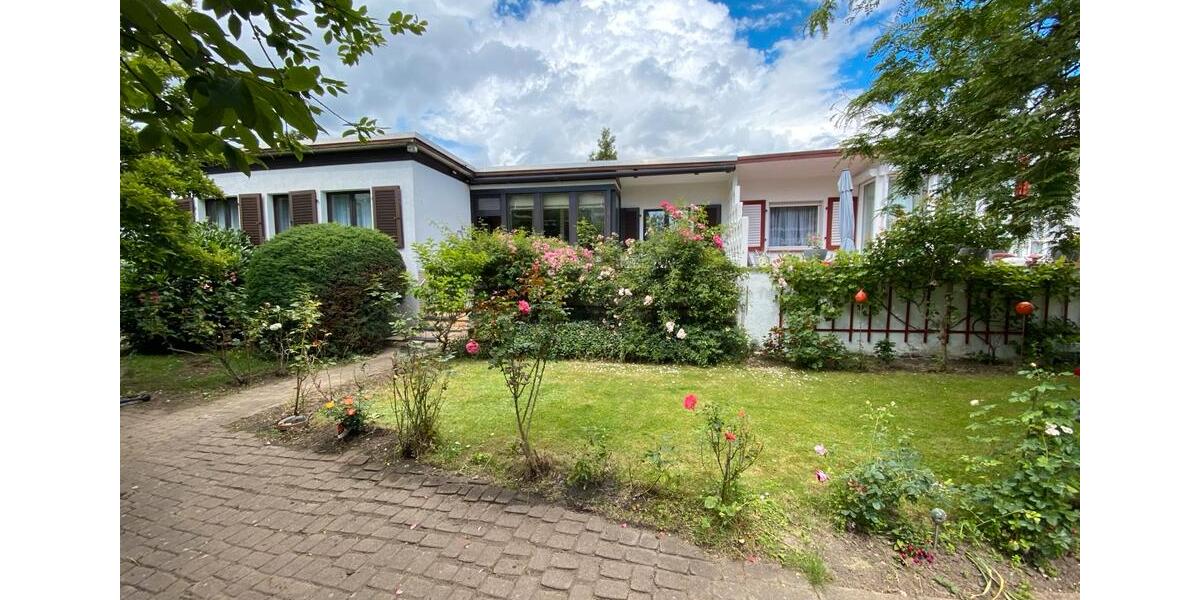 Doppelhaushälfte Magdeburg Brückfeld - 5 Zimmer, 100 m&sup2;, 1.200&euro; | Angebot:24843056