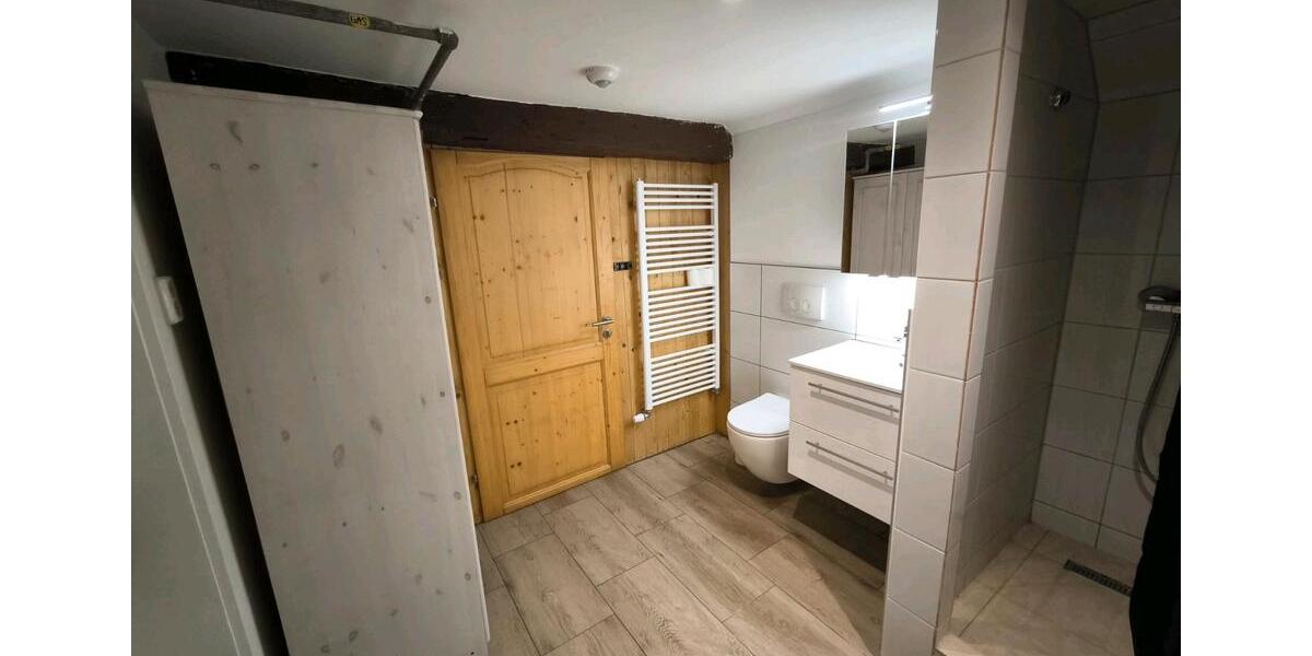 Wohnen auf Zeit Kaisheim - 5 Zimmer, 6 m&sup2;, 350&euro; | Angebot:26443178