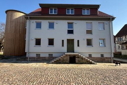 Wohnung Spangenberg - 4 Zimmer, 136 m&sup2;, 1.340&euro; | Angebot:25806100