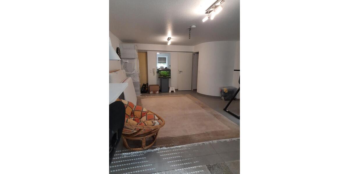 Erdgeschoßwohnung Heßdorf - 3 Zimmer, 120 m&sup2;, 1.250&euro; | Angebot:26396884