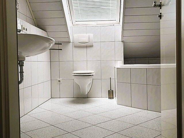 Etagenwohnung Neckarsulm Obereisesheim - 3 Zimmer, 101 m&sup2;, 1.100&euro; | Angebot:26657101