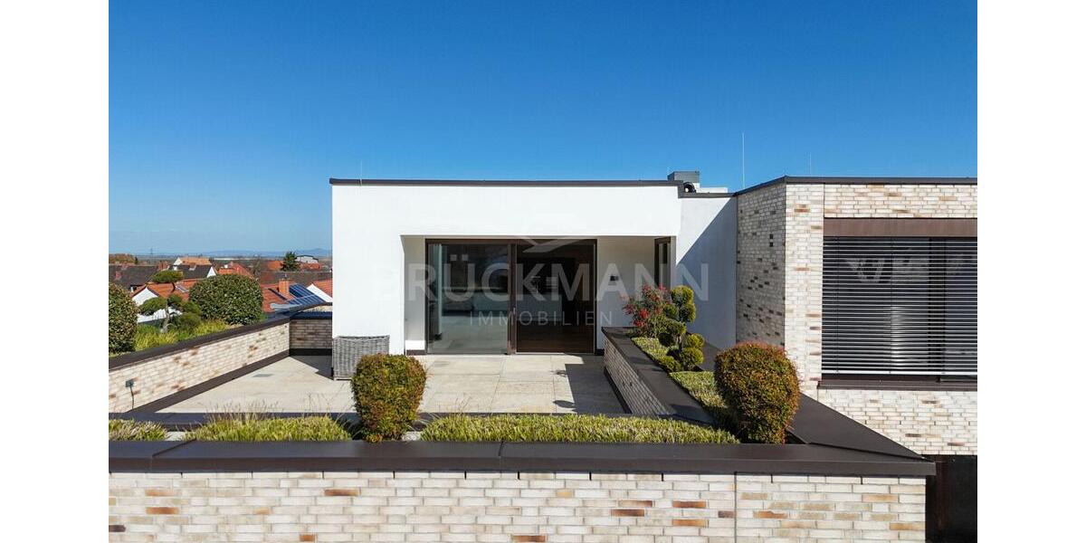 Einfamilienhaus Grünstadt - 4.5 Zimmer, 192 m&sup2;, 2.450&euro; | Angebot:26143997