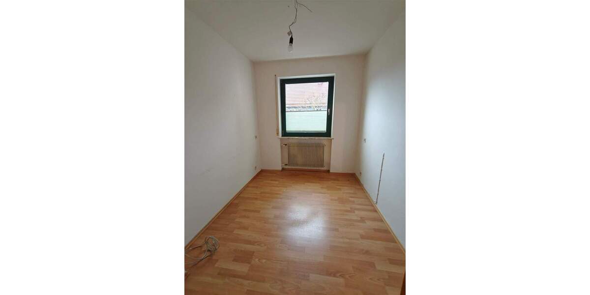 Etagenwohnung Gersfeld (Rhön) Gersfeld - 3 Zimmer, 110 m&sup2;, 750&euro; | Angebot:25668616