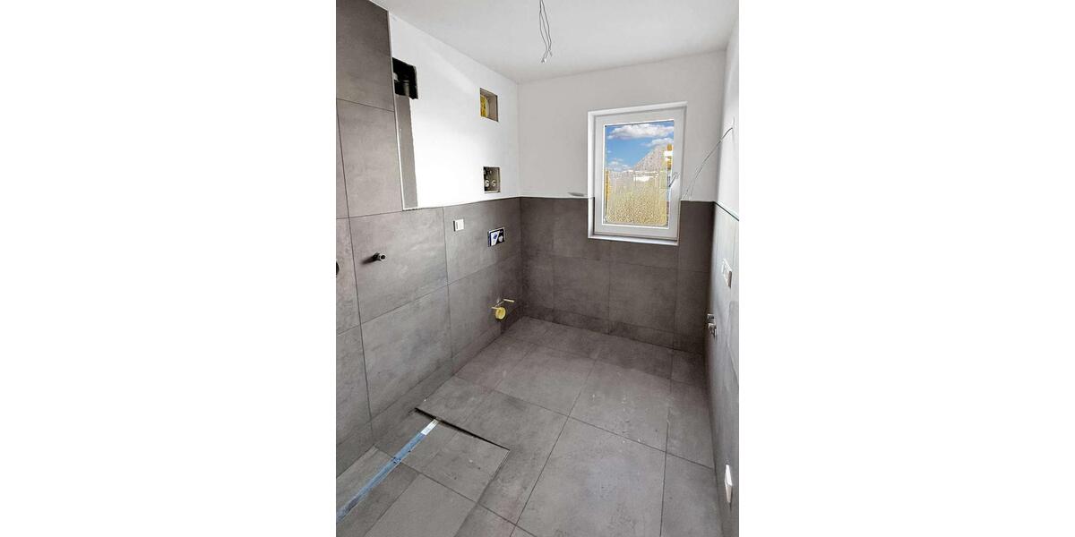 Etagenwohnung Anzing - 2 Zimmer, 57 m&sup2;, 1.160&euro; | Angebot:25100086