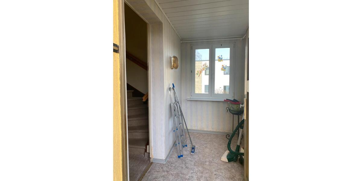 Doppelhaushälfte Bad Emstal - 6 Zimmer, 136 m&sup2;, 1.200&euro; | Angebot:24788878