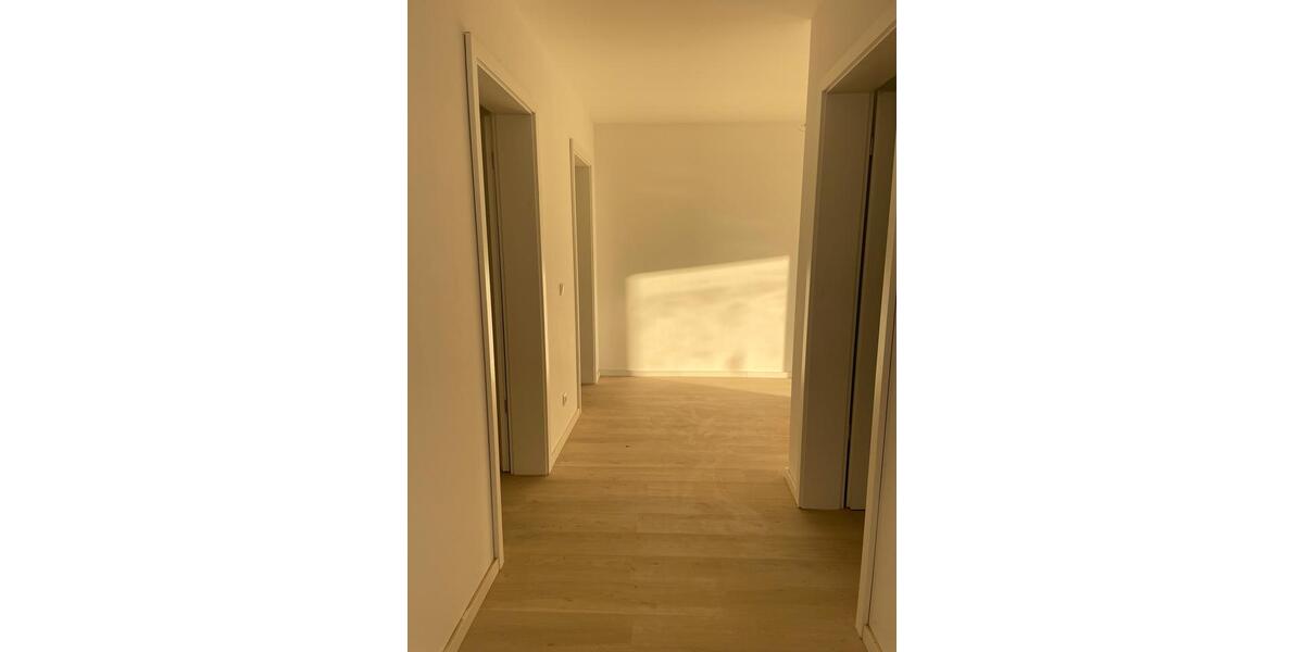 Erdgeschoßwohnung Hamburg Lohbrügge - 3 Zimmer, 81 m&sup2;, 1.700&euro; | Angebot:24374036