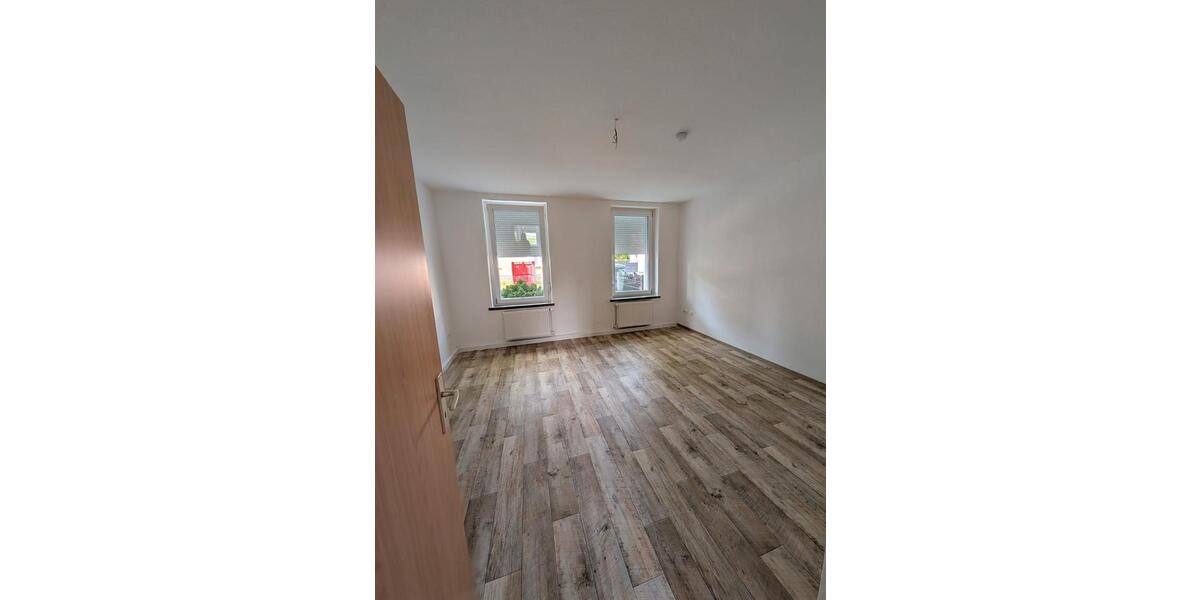 Erdgeschoßwohnung Merseburg - 1 Zimmer, 32 m&sup2;, 270&euro; | Angebot:26566056
