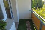 2-Raum-Wohnung mit lichtdurchflutetem 30 m² WohnZimmer, Balkon und EBK!