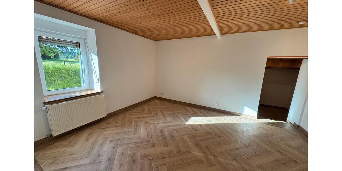 Erdgeschoßwohnung Birkenfeld - 2 Zimmer, 80 m&sup2;, 880&euro; | Angebot:26680914