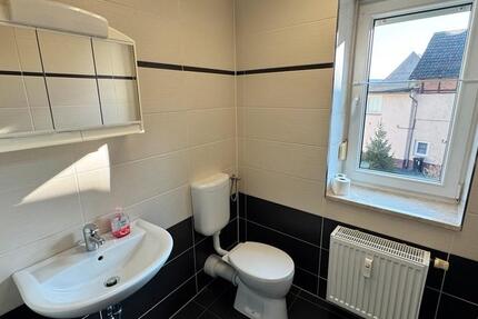 Wohnung Arnstein - 3 Zimmer, 70 m&sup2;, 350&euro; | Angebot:25403587