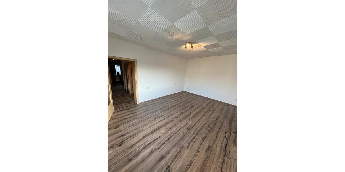 Erdgeschoßwohnung Bad Hersfeld - 3.5 Zimmer, 76 m&sup2;, 800&euro; | Angebot:26433817
