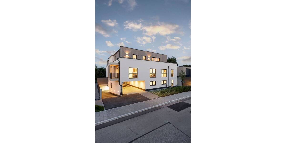 Etagenwohnung Rosenheim West - 4 Zimmer, 106 m&sup2;, 2.234&euro; | Angebot:26740990