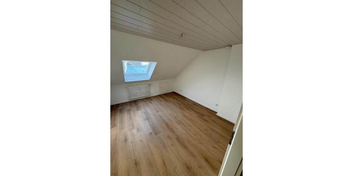 Dachgeschoßwohnung Wolfenbüttel - 3 Zimmer, 55 m&sup2;, 470&euro; | Angebot:24505508