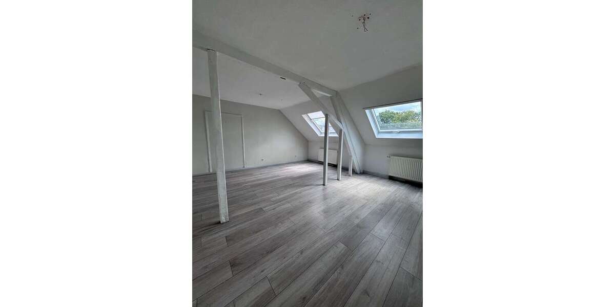 Gemütliches Dachgeschoss-Idyll mit Gartenmitnutzung in zentraler Lage von Neuwied! - 2- Neuwied | Angebot:26820745