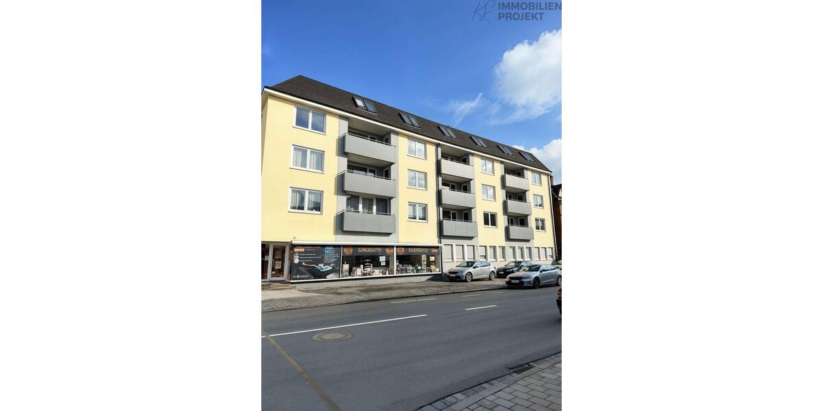 Dachgeschoßwohnung Bayreuth City - 3 Zimmer, 67 m&sup2;, 860&euro; | Angebot:25978582