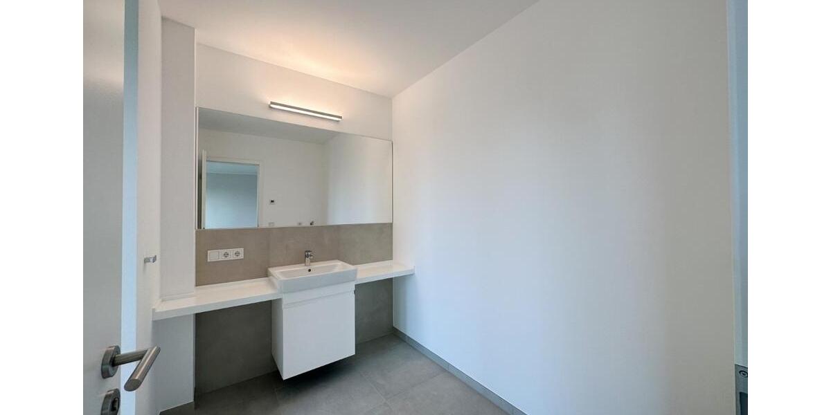 Etagenwohnung Meerbusch - 2.5 Zimmer, 86 m&sup2;, 1.630&euro; | Angebot:24679056