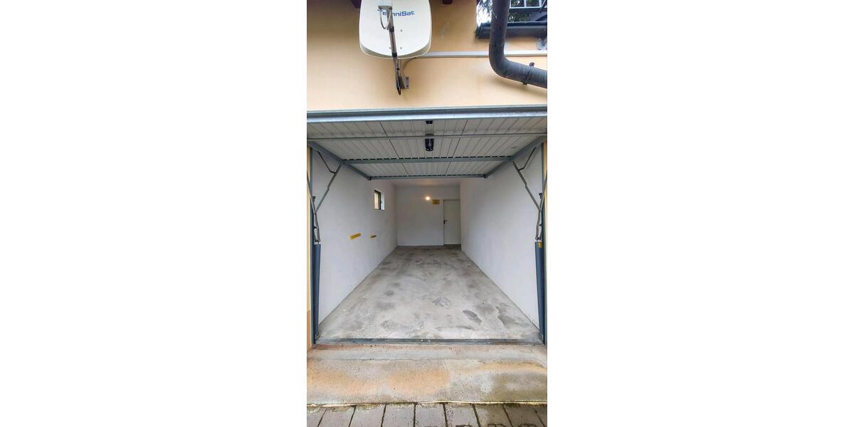 Etagenwohnung Neustadt an der Aisch - 4 Zimmer, 100 m&sup2;, 825&euro; | Angebot:26416873