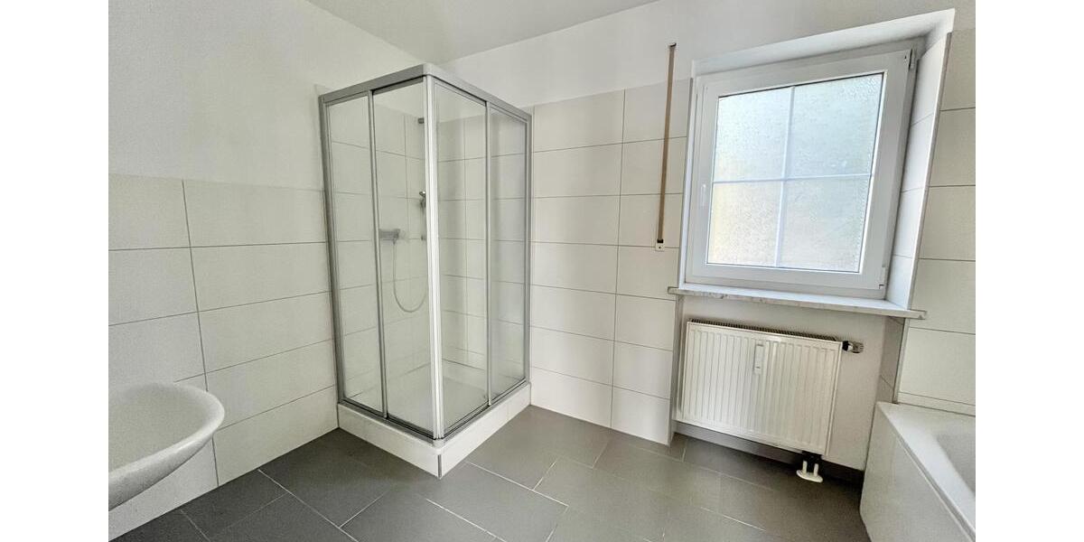 Etagenwohnung Großmehring - 4 Zimmer, 103 m&sup2;, 950&euro; | Angebot:24877159
