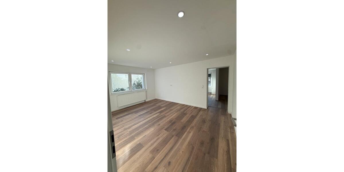 Erdgeschoßwohnung Lampertheim - 3 Zimmer, 70 m&sup2;, 1.300&euro; | Angebot:24860494