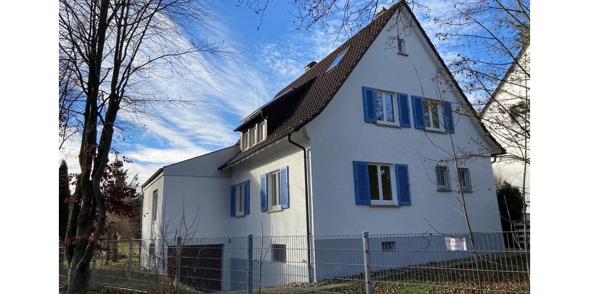 Vermietung: Einfamilienhaus mit großem Garten, zentrale Lage 5 zimmer