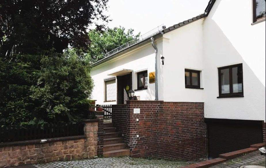 Gewerbeobjekt Meerane - 5 Zimmer, 110 m&sup2;, 595&euro; | Angebot:24967174