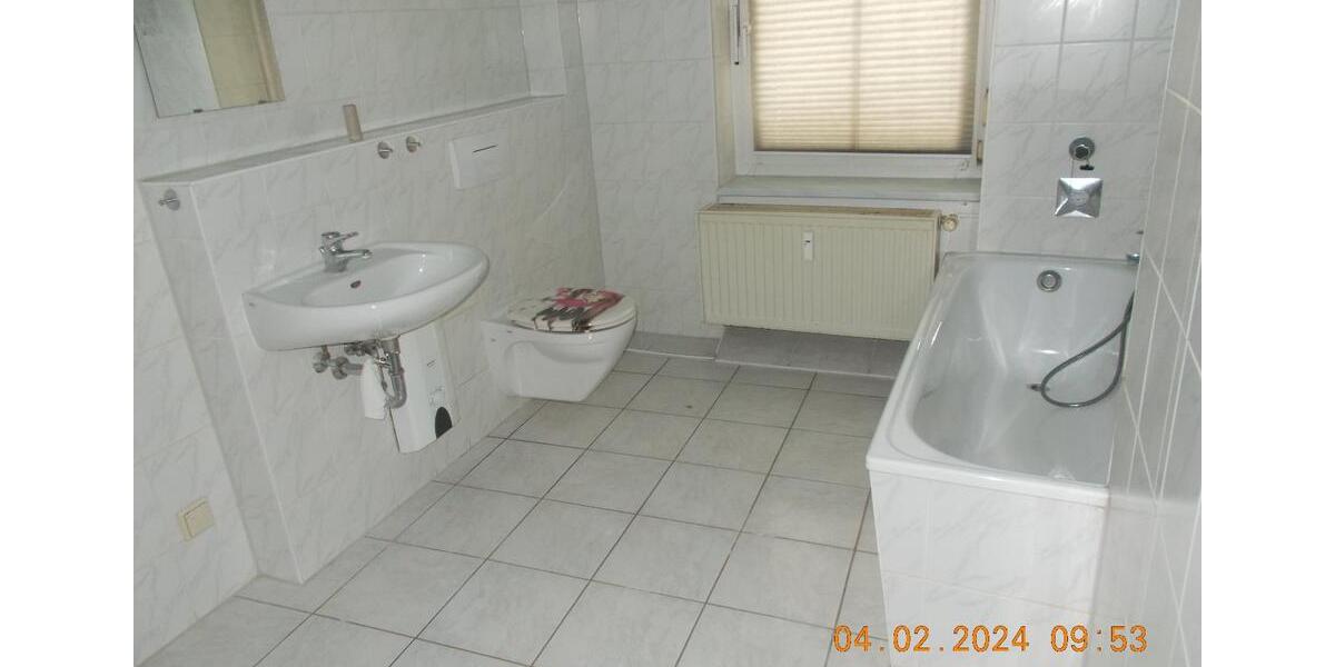 Etagenwohnung Altdöbern - 3 Zimmer, 100 m&sup2;, 700&euro; | Angebot:26578377