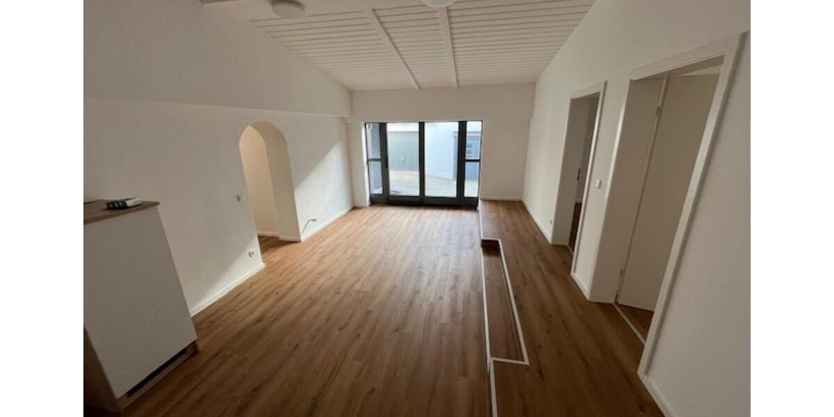 Erstbezug nach Sanierung – Perfekte 3er‑WG! Moderne 85 m² EG‑Wohn 4 zimmer