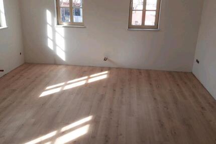 Wohnung Eschwege - 4 Zimmer, 116 m&sup2;, 850&euro; | Angebot:25870293