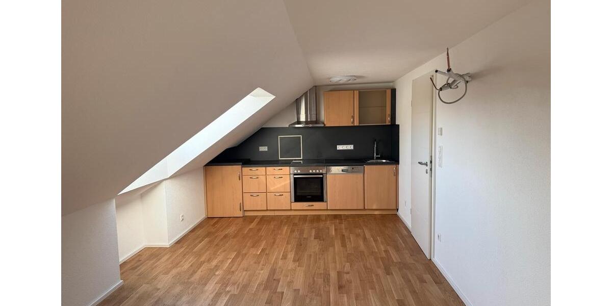 Dachgeschoßwohnung Balingen - 3.5 Zimmer, 70 m&sup2;, 950&euro; | Angebot:24842559