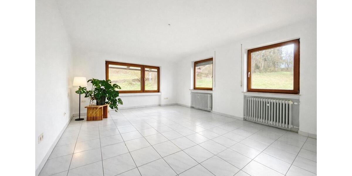 Etagenwohnung Krauchenwies - 4 Zimmer, 84 m&sup2;, 730&euro; | Angebot:26040705
