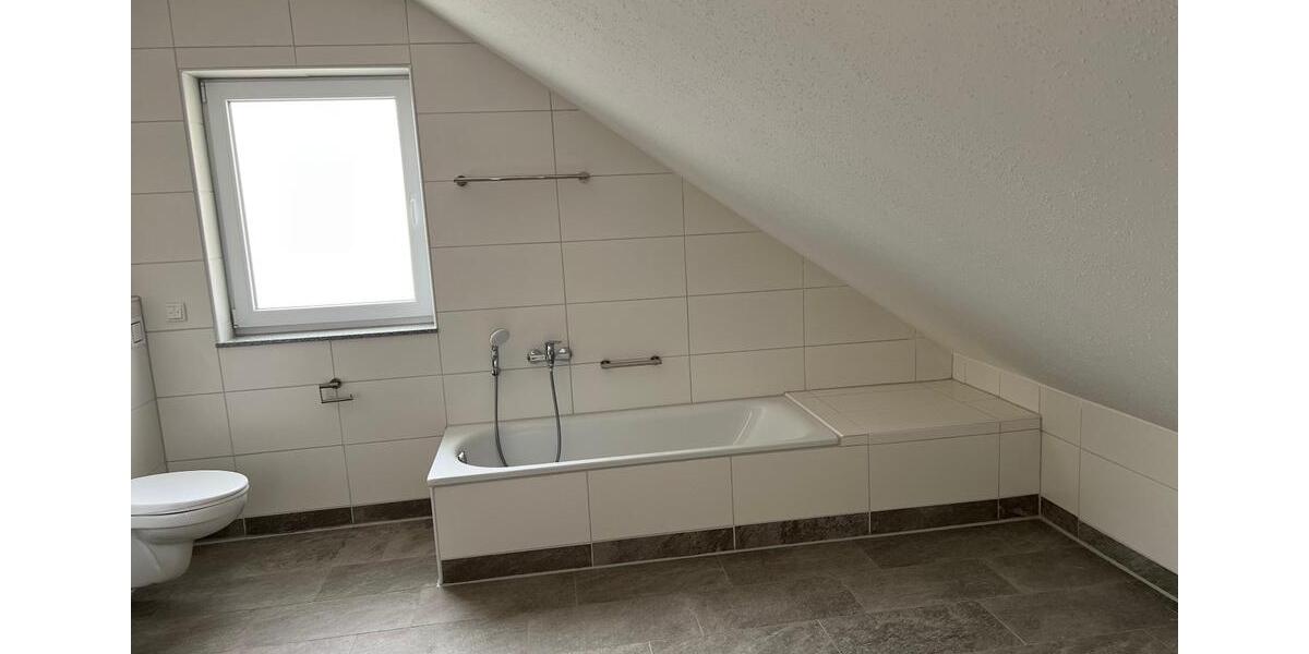 Maisonettenwohnung Bad König - 5 Zimmer, 133 m&sup2;, 1.420&euro; | Angebot:26036041