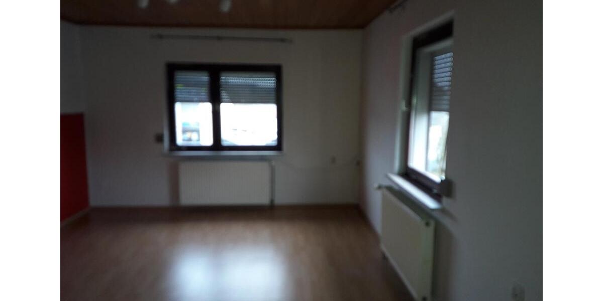Etagenwohnung Ulmen - 2 Zimmer, 68 m&sup2;, 450&euro; | Angebot:25305849