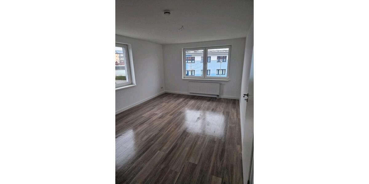 Etagenwohnung Anklam - 2 Zimmer, 82 m&sup2;, 700&euro; | Angebot:24978673