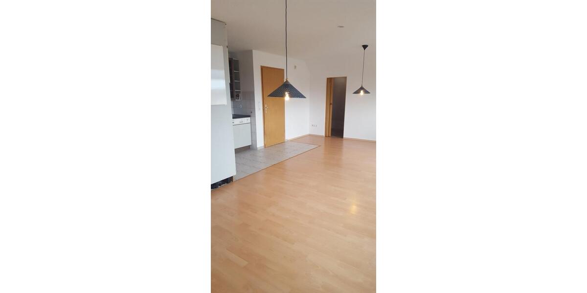 Dachgeschoßwohnung Nienstädt - 1 Zimmer, 30 m&sup2;, 300&euro; | Angebot:26355854