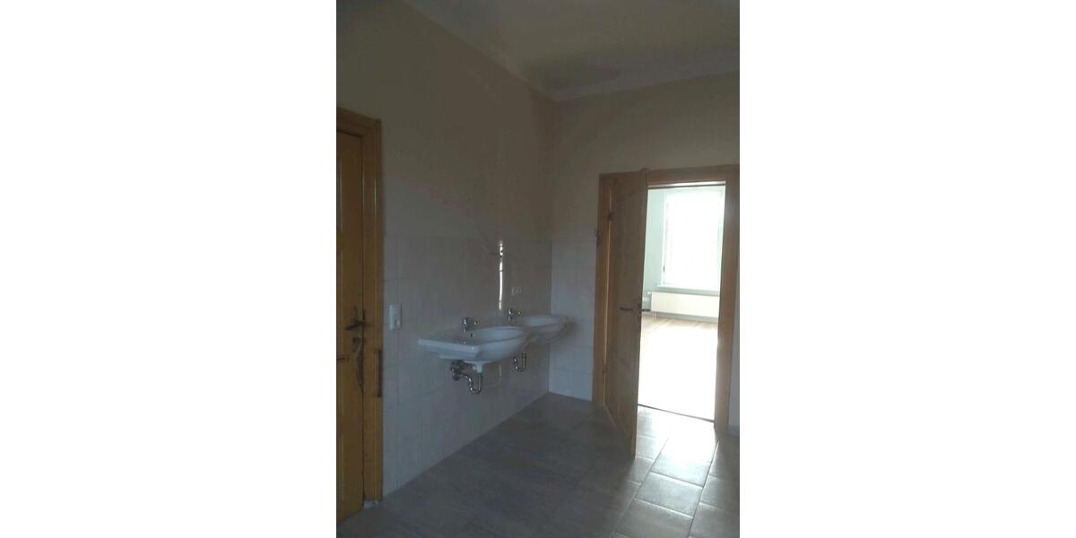 Erdgeschoßwohnung Bismark (Altmark) - 3 Zimmer, 106 m&sup2;, 520&euro; | Angebot:26192466