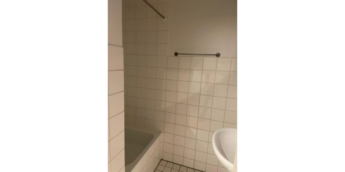 Dachgeschoßwohnung Wuppertal Brill - 1 Zimmer, 75 m&sup2;, 525&euro; | Angebot:24780684