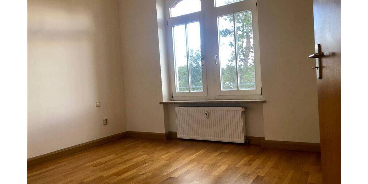 Etagenwohnung Altenburg Altenburg - 2 Zimmer, 55 m&sup2;, 325&euro; | Angebot:26139081