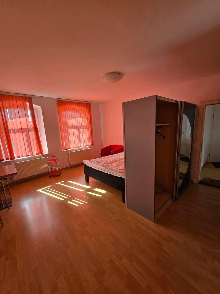 Möblierte 1 Zimmerwohnung mit Hafenblick