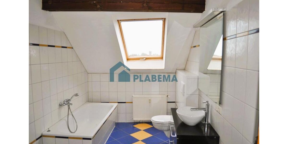 Dachgeschoßwohnung Neustrelitz - 2 Zimmer, 65 m&sup2;, 725&euro; | Angebot:23726621