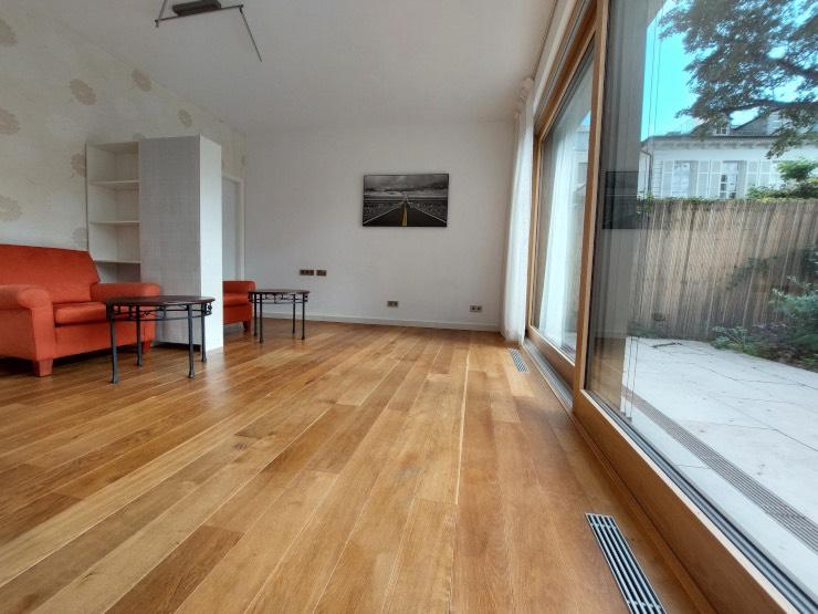 Wg-Zimmer inkl. Wohnzimmer, Terasse & Garten, 2 Bädern & WCs 7 zimmer