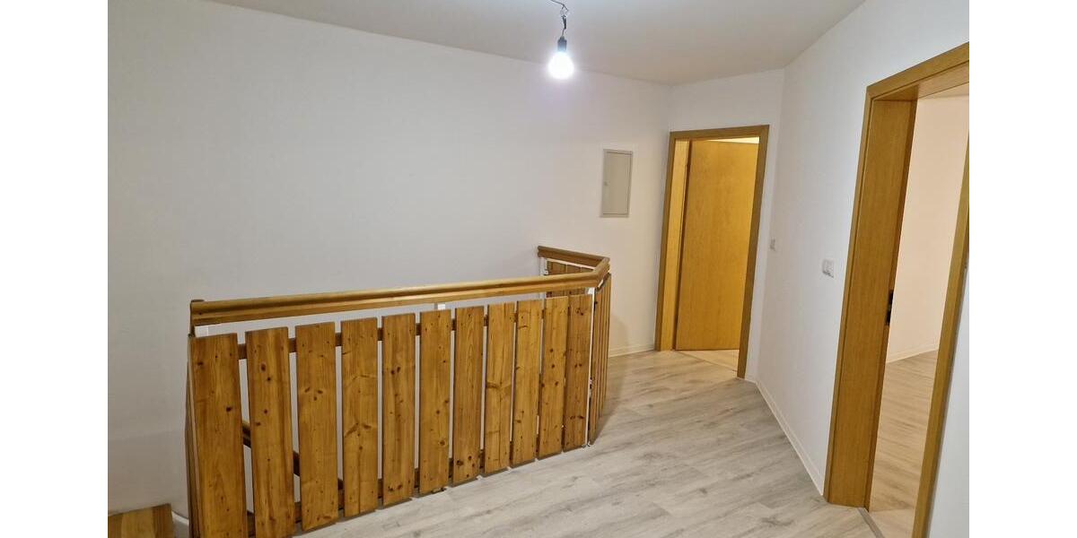 Erdgeschoßwohnung Nürnberg Gibitzenhof - 4 Zimmer, 160 m&sup2;, 1.760&euro; | Angebot:26481345