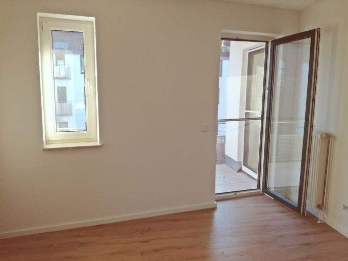 Etagenwohnung Schwerin Krebsförden - 2 Zimmer, 66 m&sup2;, 600&euro; | Angebot:25676969