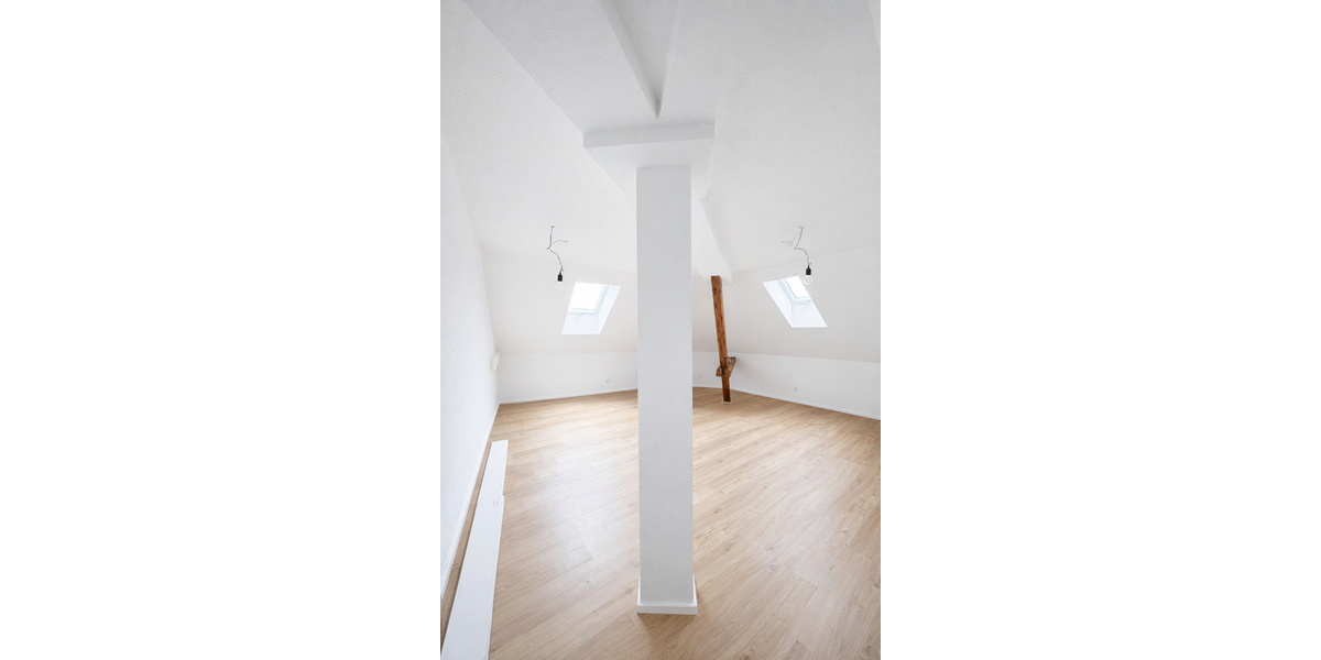 STUDENTEN-Wohngemeinschaft - 1 Zimmer in der Frauenstraße Ulm-Mitte - Frauenstraße Parkseite- - Dachgeschoßwohnung Ulm Oststadt | Angebot:26737725