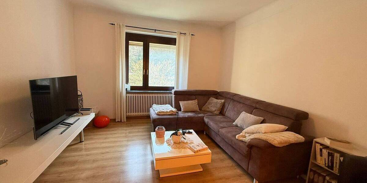 Etagenwohnung Mettlach Keuchingen - 3 Zimmer, 80 m&sup2;, 700&euro; | Angebot:25910288