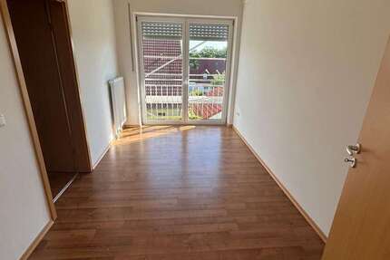 Haus Hilgertshausen - 6 Zimmer, 185 m&sup2;, 1.990&euro; | Angebot:27442107