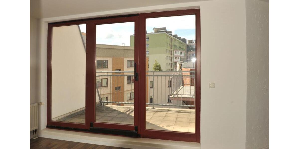Dachgeschoßwohnung Zwickau - 2 Zimmer, 60 m&sup2;, 510&euro; | Angebot:26071725