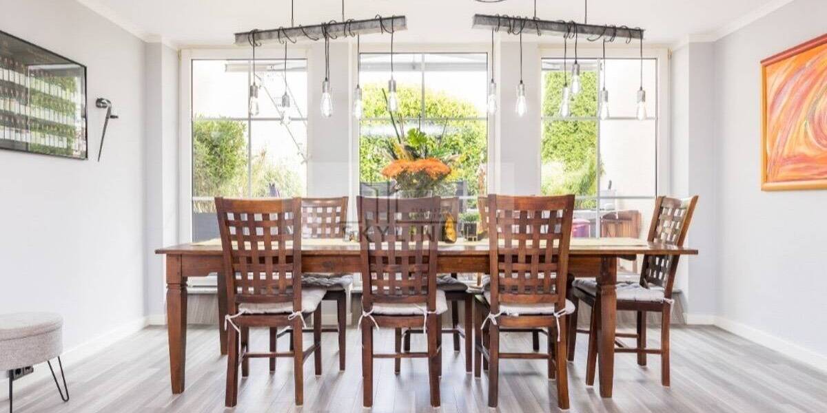 Attraktive 4-Zimmer-Wohneinheit in Ebersberg - Stilvolles Leben mit viel Platz 4 zimmer