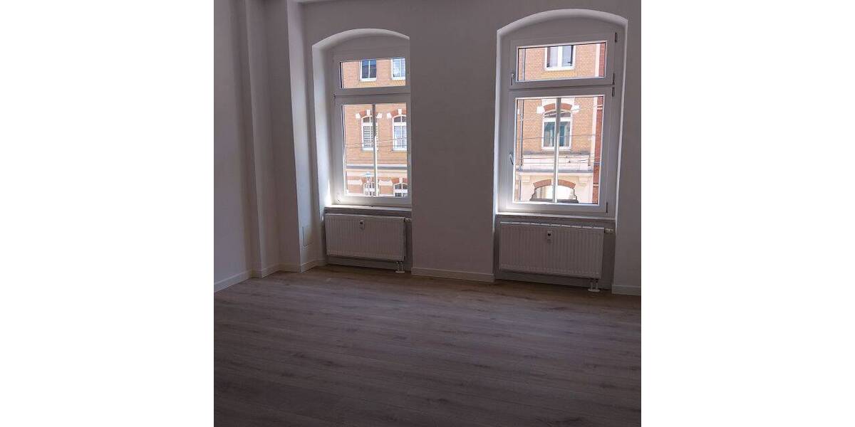 Sofort bezugsfähige 2-Zi Wohnung mit großen Balkon fast im Zentrum - Etagenwohnung Zwickau Innenstadt | Angebot:26791199